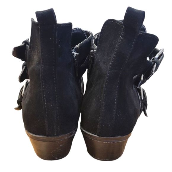 Black Faux Suede Buckle Booties size 8 - Picture 4 of 7